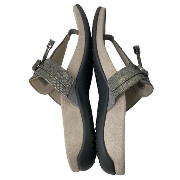 NEW Vionic Amaya Women's Size 6W Wide Sandals Shoes Gray Snake Print Flip Flop - Picture 8 of 13
